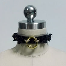 Load image into Gallery viewer, choker on mannequin