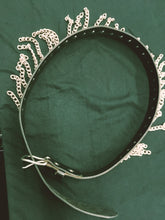 Load image into Gallery viewer, belt on display