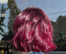 Load image into Gallery viewer, model showing hair dye in hair
