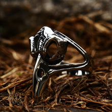 Load image into Gallery viewer, side of ring on display

