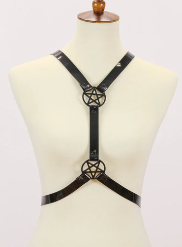 harness on display