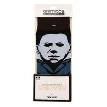 Load image into Gallery viewer, socks on display in pack
