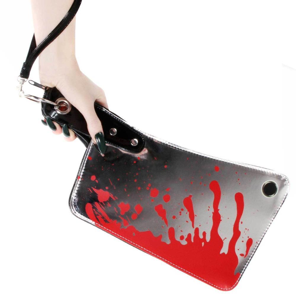 model holding bag
