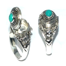 Load image into Gallery viewer, side by side pictures of opened ring and closed ring
