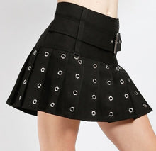 Load image into Gallery viewer, model showing side of skirt
