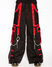 Load image into Gallery viewer, model showing front of pants
