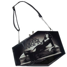 Load image into Gallery viewer, front of purse on display
