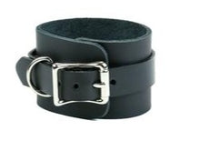 Load image into Gallery viewer, bracelet on display
