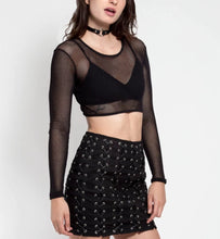 Load image into Gallery viewer, model showing side of shirt
