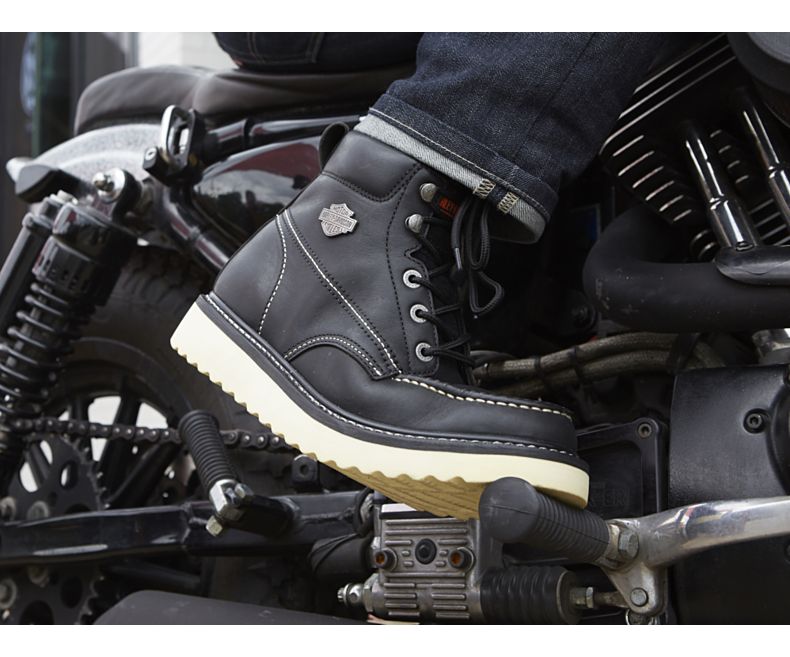 model wearing boot
