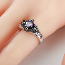 Load image into Gallery viewer, model wearing ring
