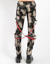 Load image into Gallery viewer, model showing back of pants
