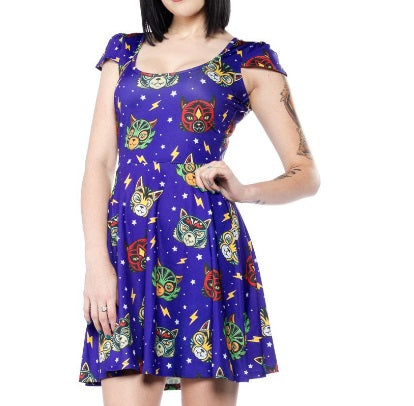model showing front of dress