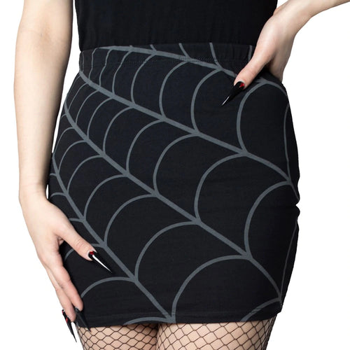 model showing front of skirt
