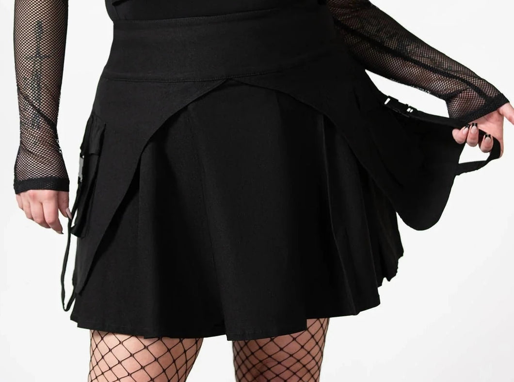model showing front of skirt
