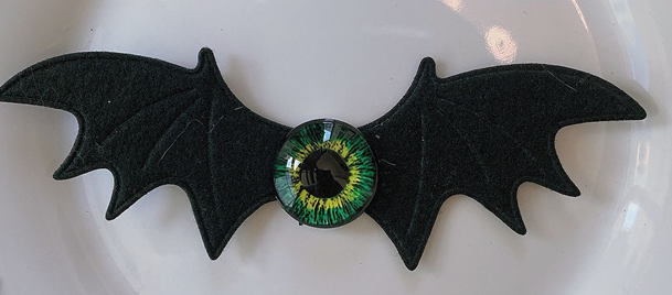 hair clip on display