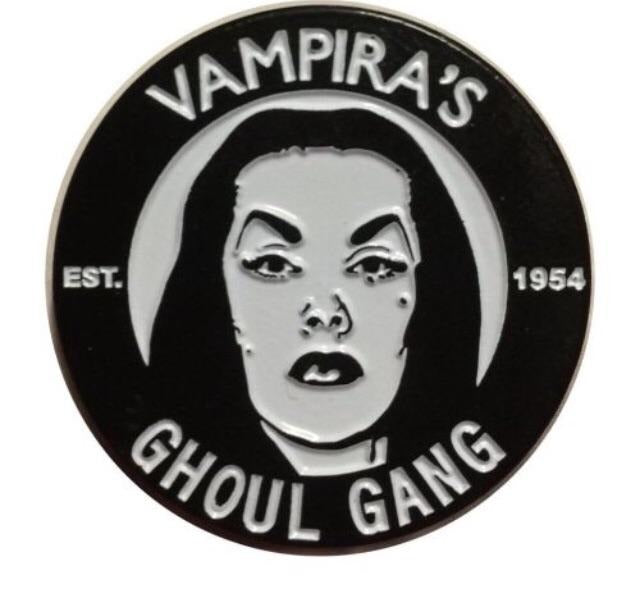 round vampira ghoul gang design pin