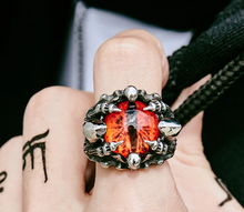 Load image into Gallery viewer, model wearing ring
