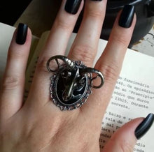 Load image into Gallery viewer, Zinc alloy silver colored large goat ram head skull ring.
